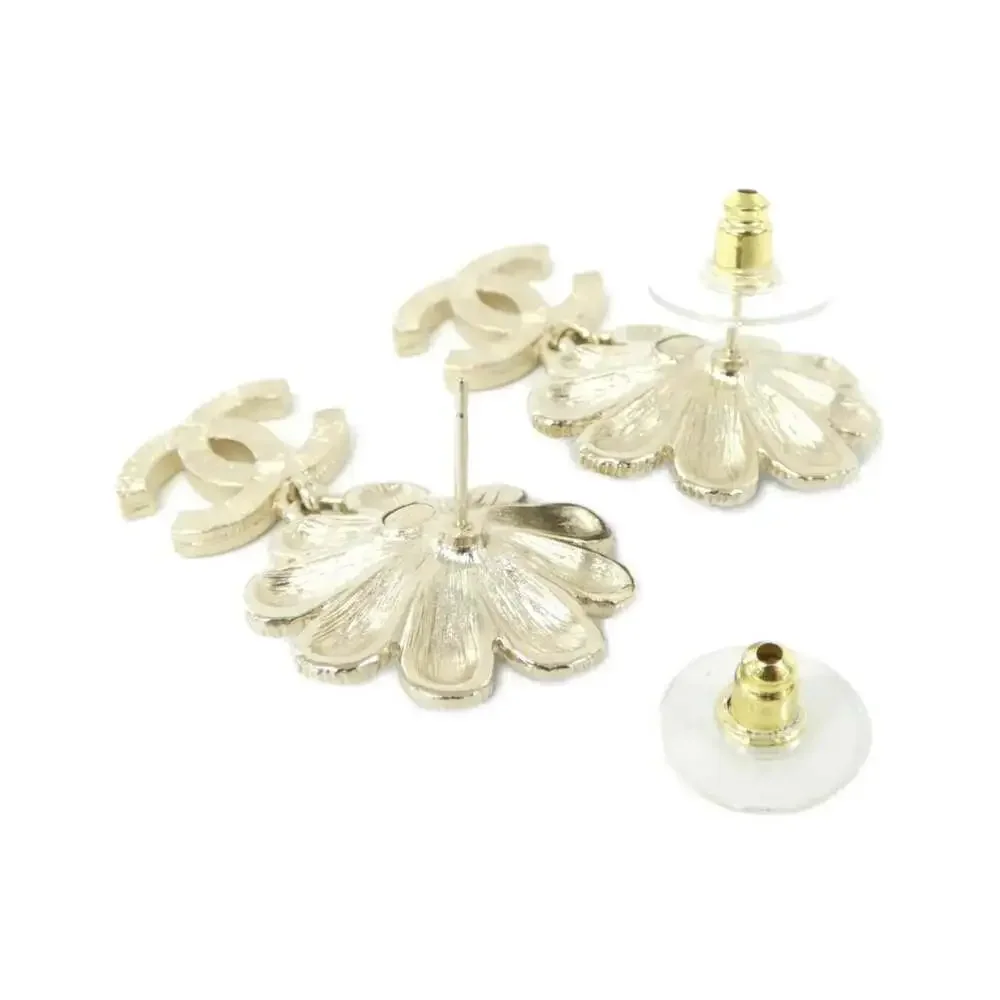 Chanel Earrings Gold-Tone Metal #246769C13B